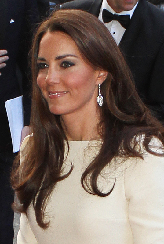 Apparently, Beaut has supplied jewellery for the Jenny Packham wedding designs for several years and that&#39;s why the &#39;Ava-Eva&#39; earrings came into Kate&#39;s ... - 80496_orig